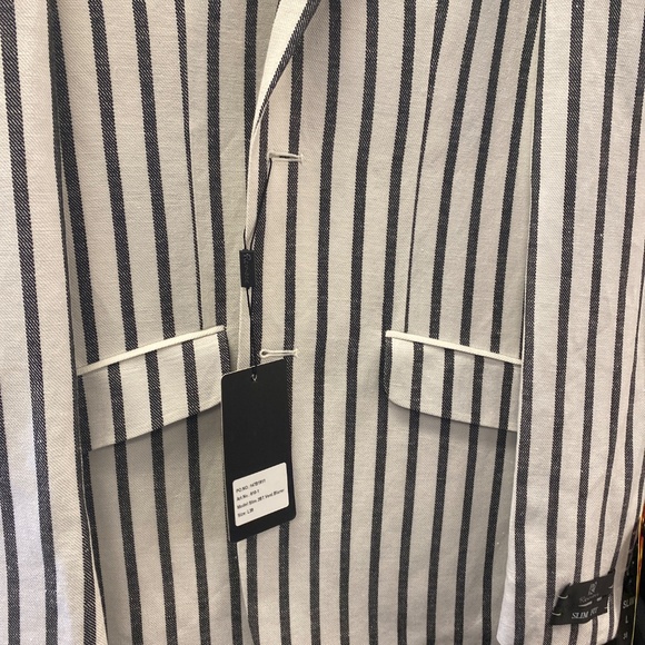 Renoir Linen Blazer - Picture 3 of 5